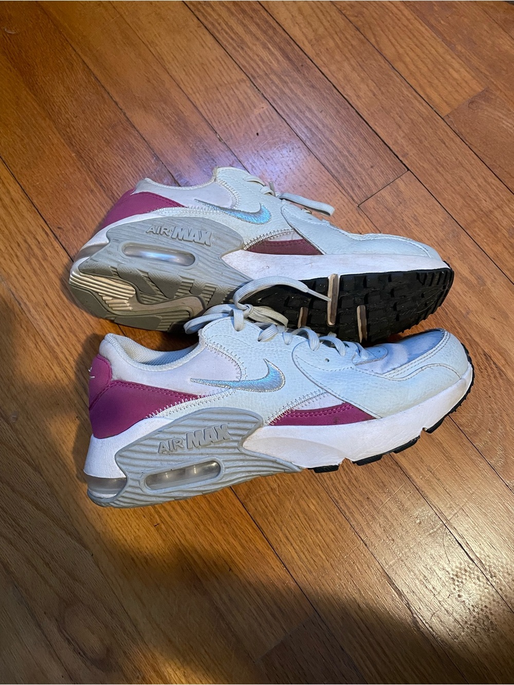 Nike Air Max Excee Women's Sneakers  Dust/ Metallic Silver/ Purple